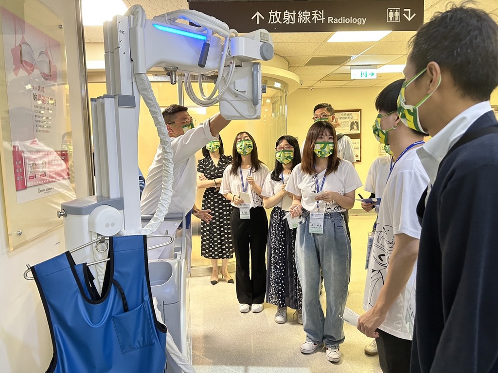 元培安排日本京都醫療科學大學師生參訪國泰醫院