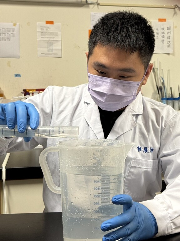 醫學檢驗生物技術系郭展佑同學榮獲教學助理成果競賽特優