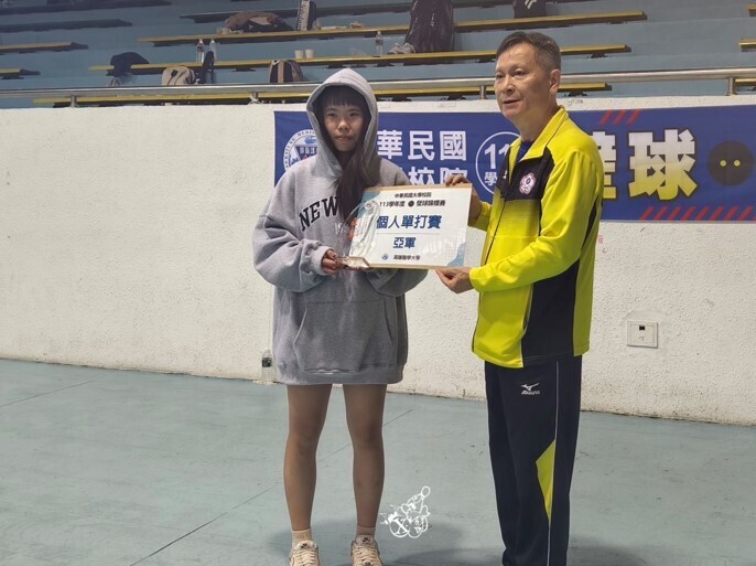 健康休閒管理系李佳葳同學榮獲大專校院113學年度壁球錦標賽個人單打亞軍