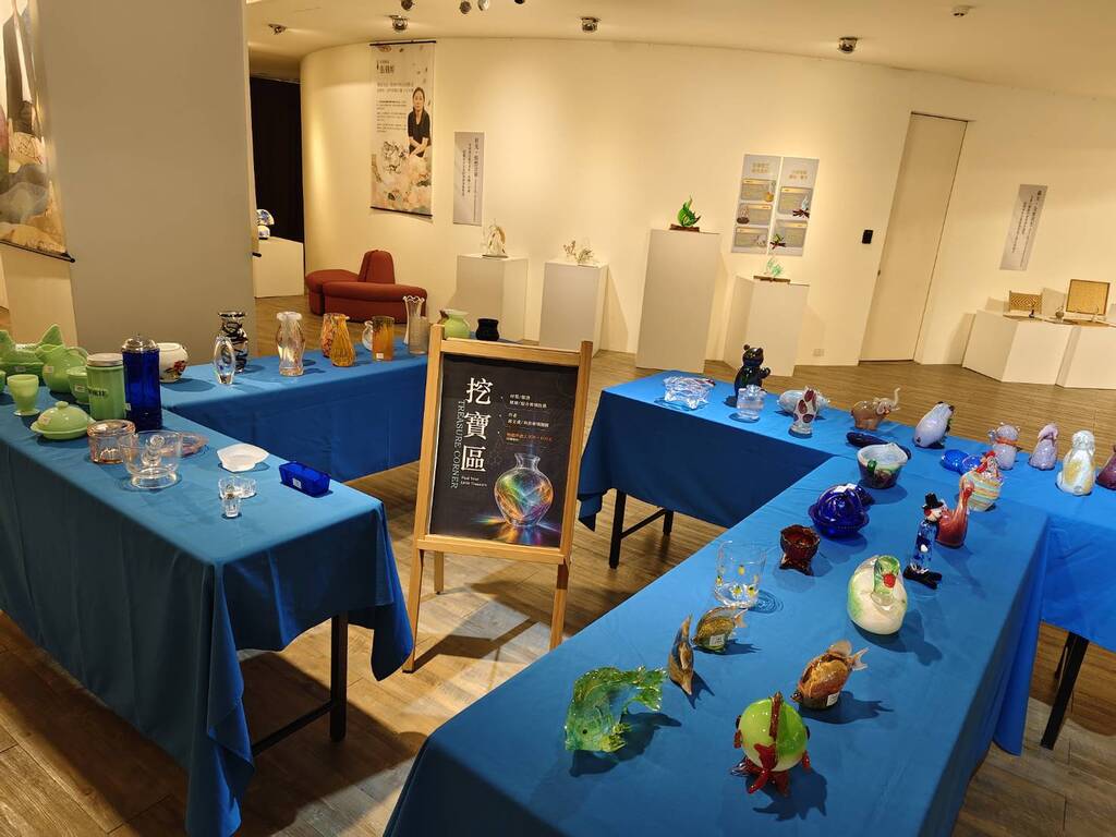 元培「光理之間」玻璃藝術展現場還有挖寶區圖片