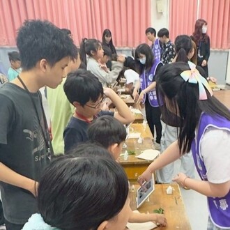 元培生技製藥系USR團隊帶國小生扮身食安神探體驗農藥檢測圖片