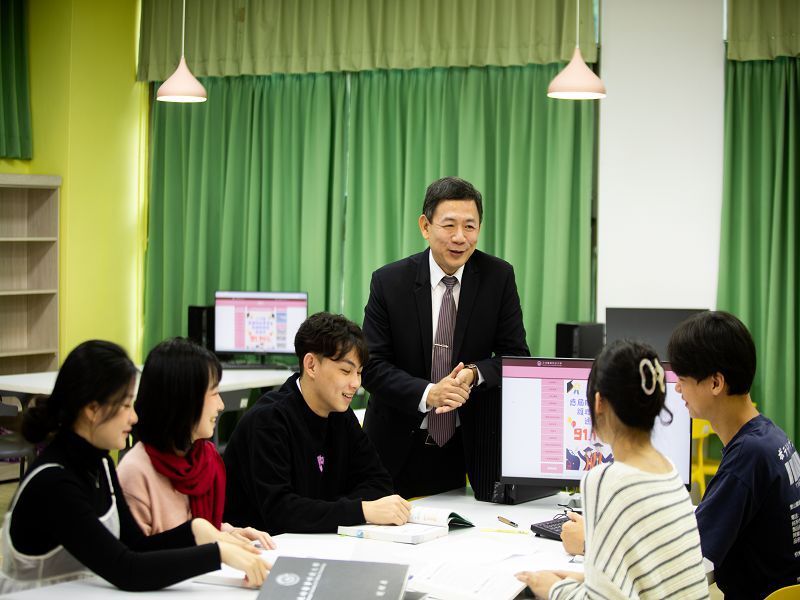 元培積極推動跨領域學習，畢業生的跨域能力也獲得企業最愛大學評比第十名。圖片