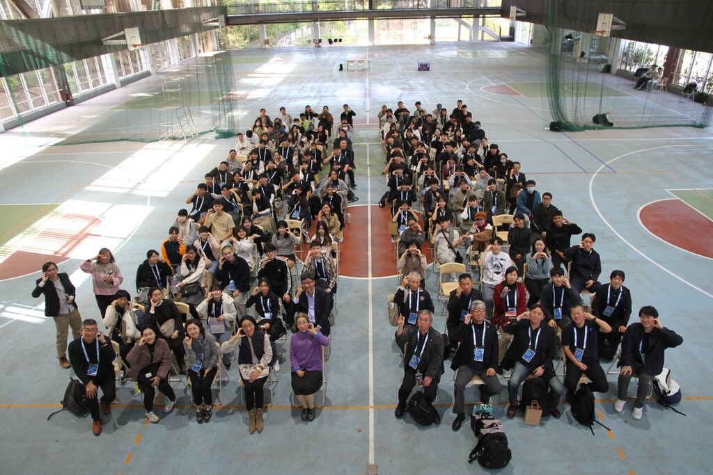 元培師生與日本高野山高校暨扶少團參訪師生合影圖片