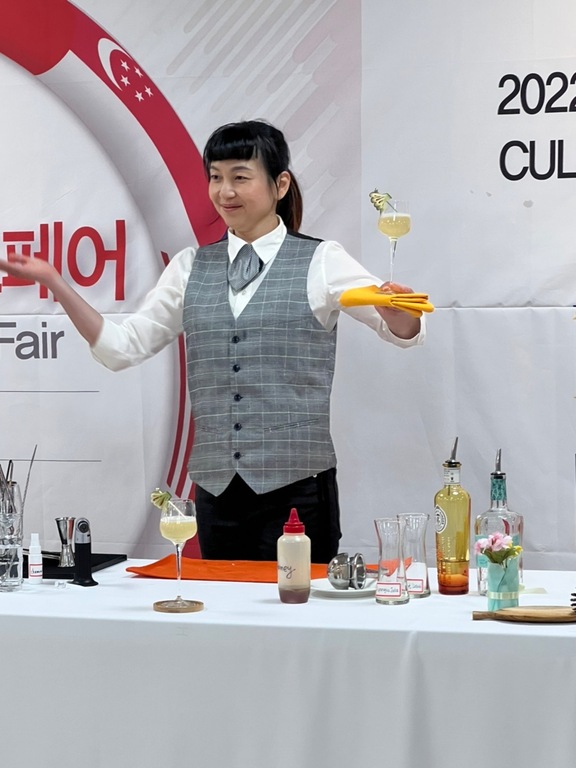 元培餐管系嚴如鈺老師參加2022年AFA韓國世界廚藝大賽榮獲創意調酒銀牌