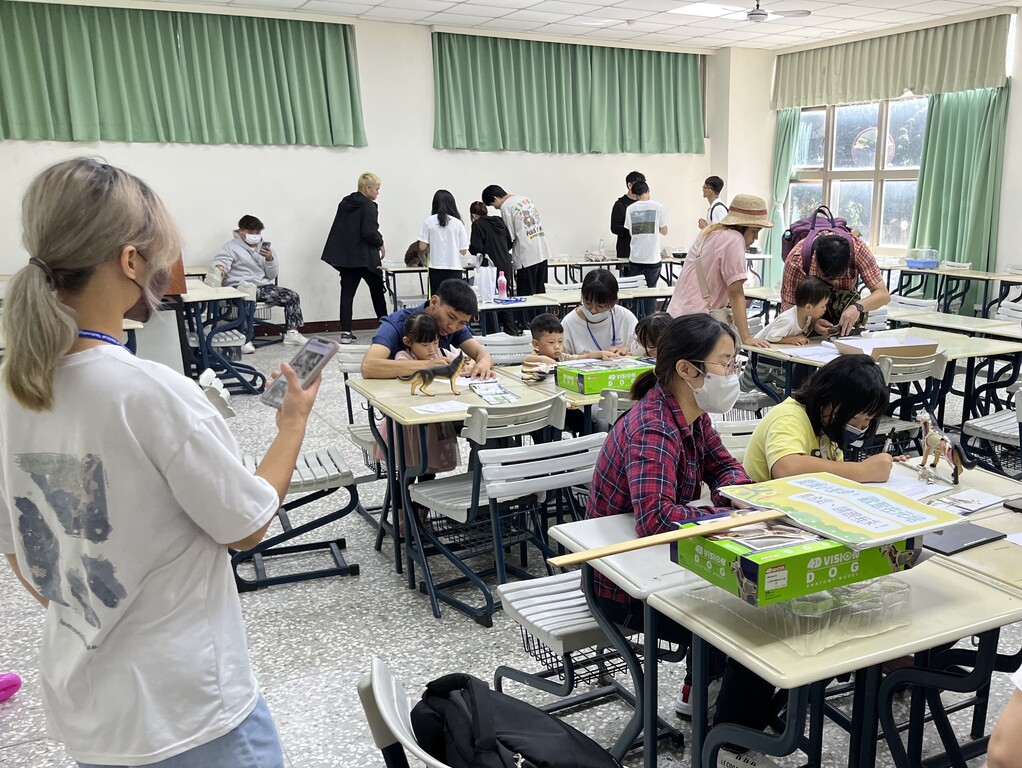 元培護理系師生辦理香山區民眾親子活動