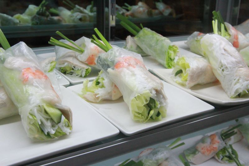 元培海青斑同學們為活動準備了越南生春捲等等越南美食圖片