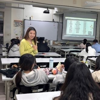 330鄭詩蓉諮商心理師引導元培學生學習在壓力中建立正向情感關係