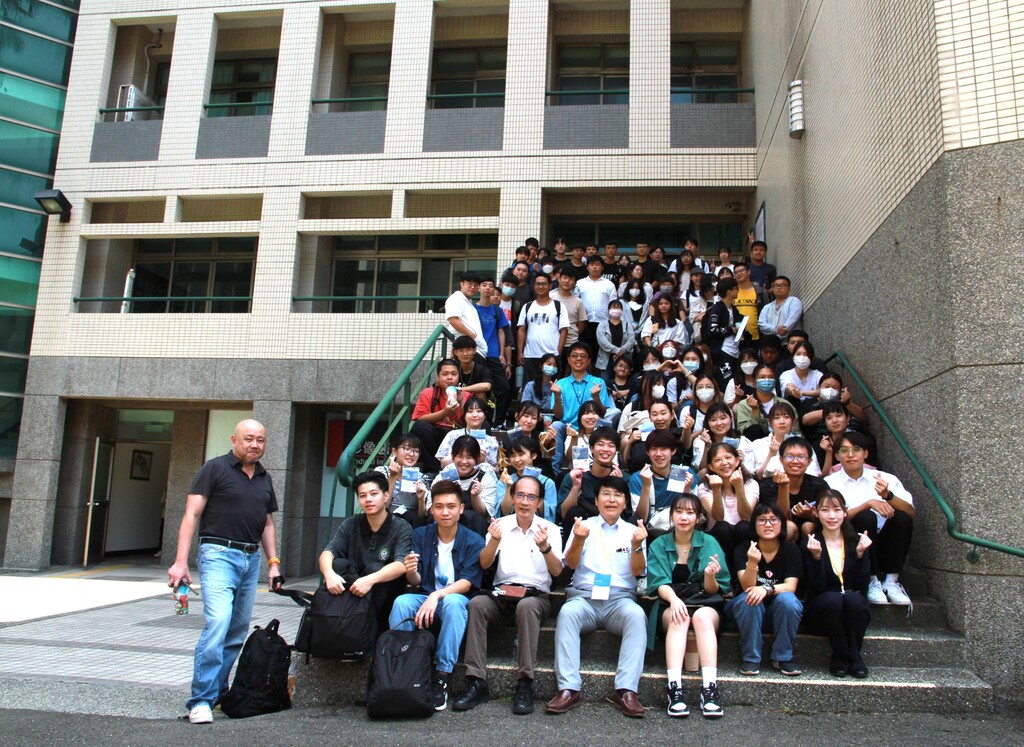 日本順天堂大學師生到元培醫放系交流學習,系上師生熱烈歡迎