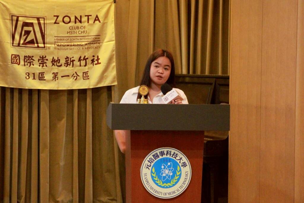 元培崇她青年社由醫學檢驗生物技術系一年級、菲律賓籍學生賈若心擔任首任社長圖片