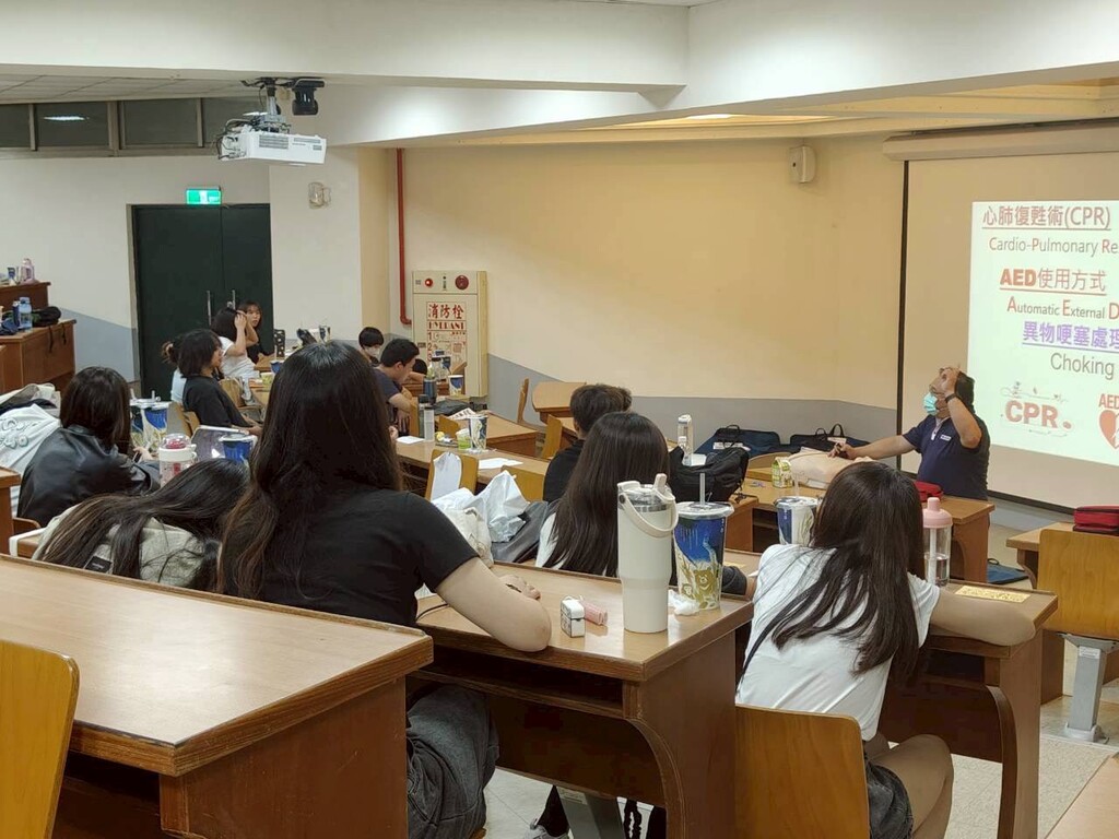 元培辦理志工培訓活動—基本救命術（BLS）圖片