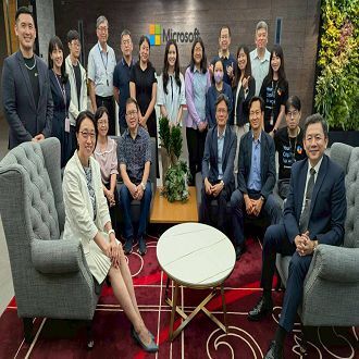 元培醫事科技大學主管與教師團隊，前往台灣微軟總部進行深度參訪交流
