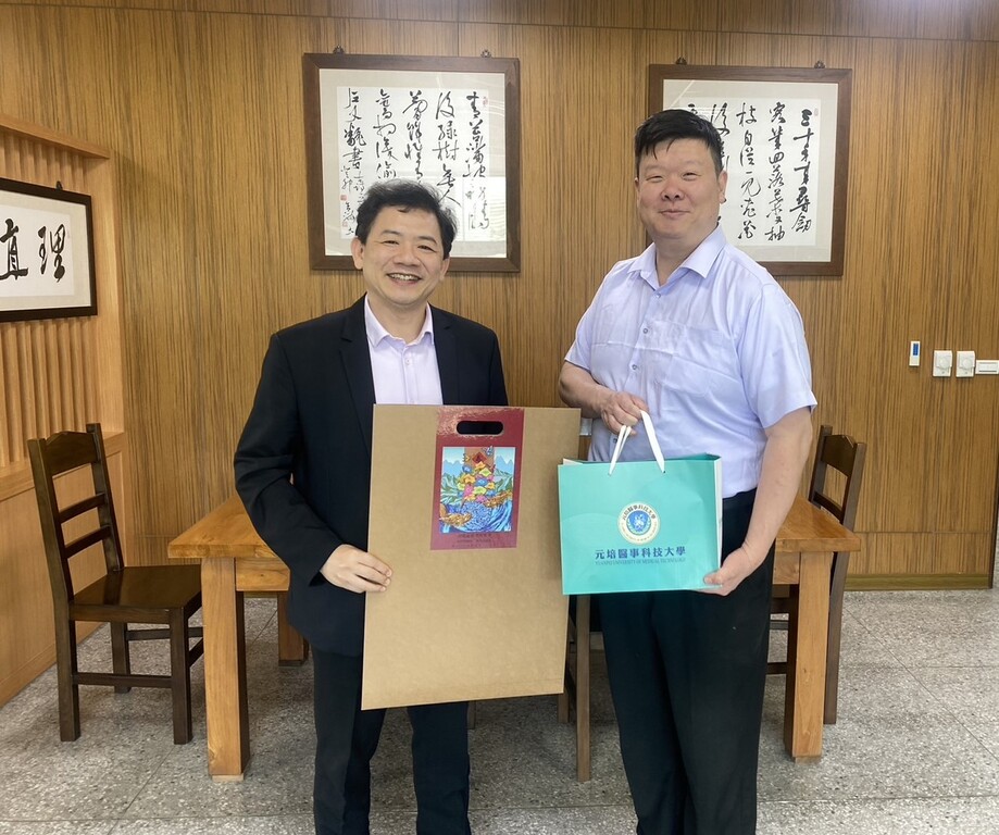 新竹市文化局王翔郁局長訪元培王綮慷校長 盼攜手推廣藝文